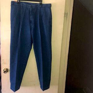 Haggar Men’s denim jeans. Size 40W x 32L